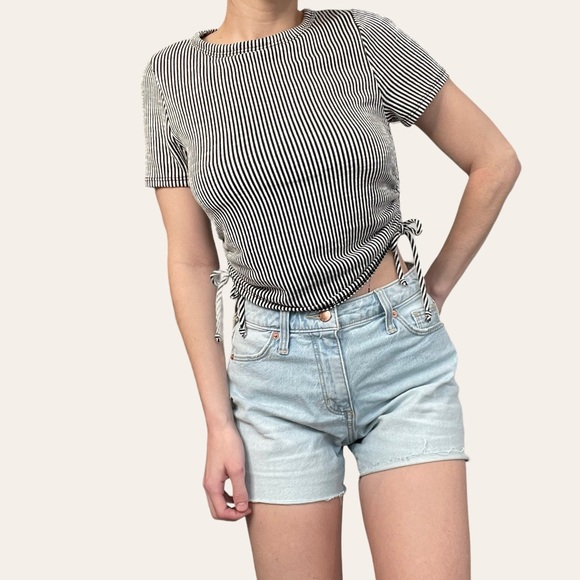 Caution To Wind Striped Side Tie Crop Tee 💕 - Picture 3 of 4